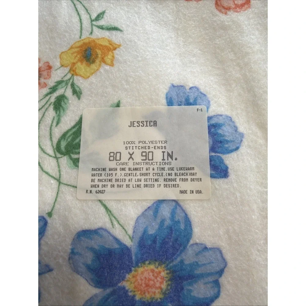 VTG 1980's Floral Jessica‎ Blanket Polyester 80X90 In Old Stock Gorgeous!